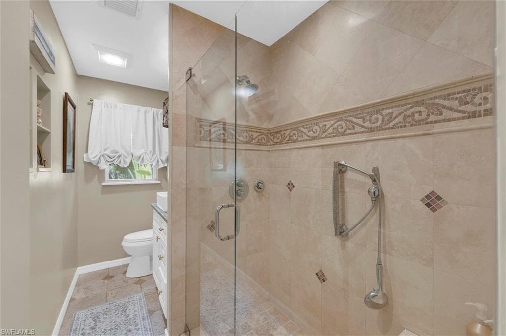14526 Riverside DR-30