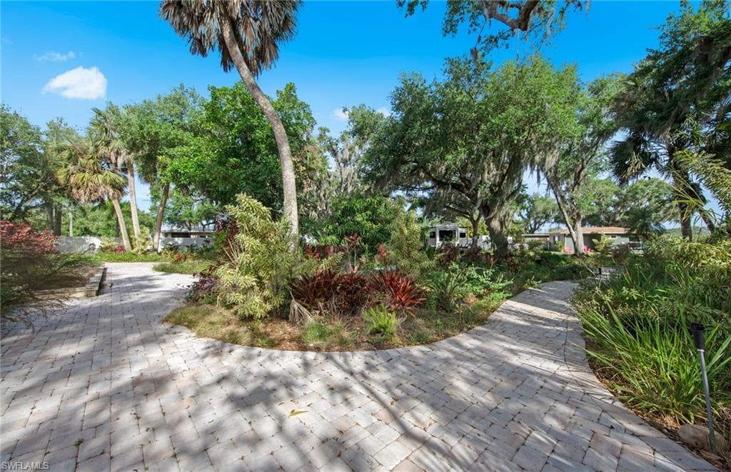 13782 River Forest DR, FORT MYERS FL 33905-12