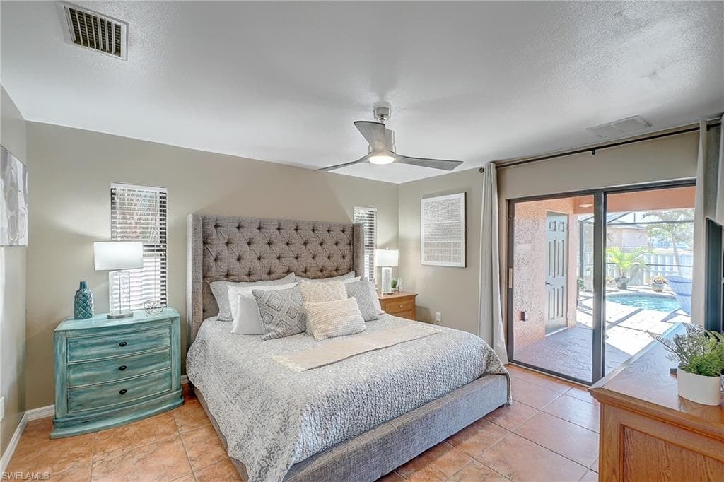 718 Arundel CIR, FORT MYERS FL 33913-12