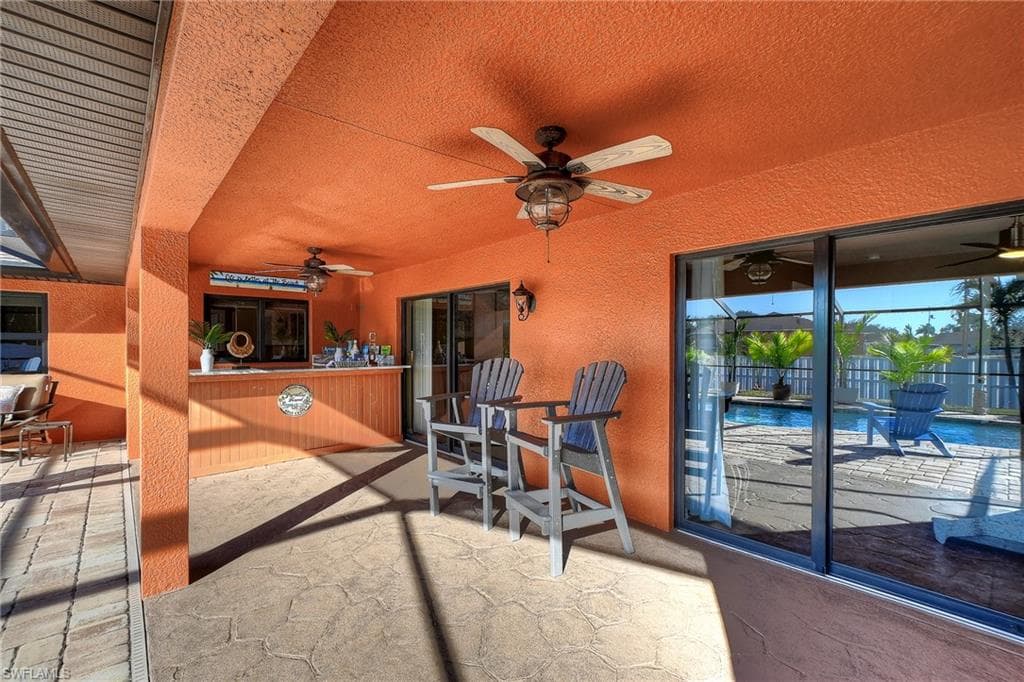 718 Arundel CIR, FORT MYERS FL 33913-25