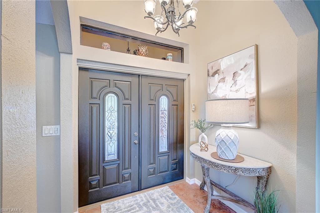 718 Arundel CIR, FORT MYERS FL 33913-3