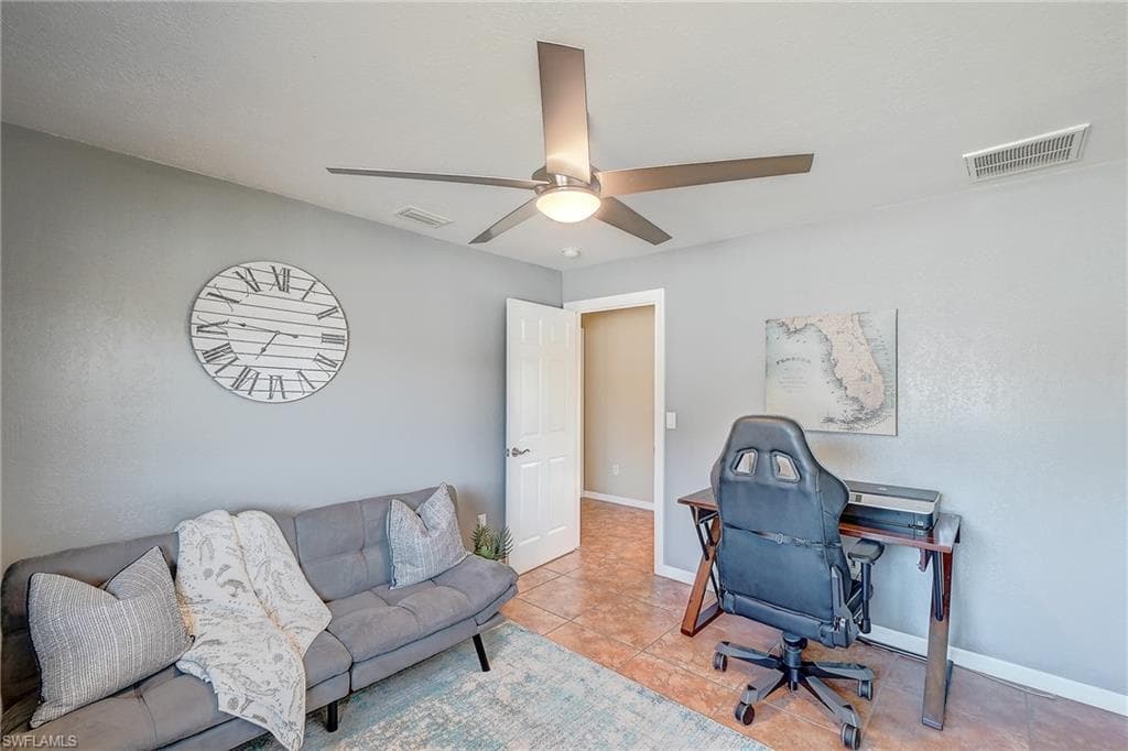 718 Arundel CIR, FORT MYERS FL 33913-20