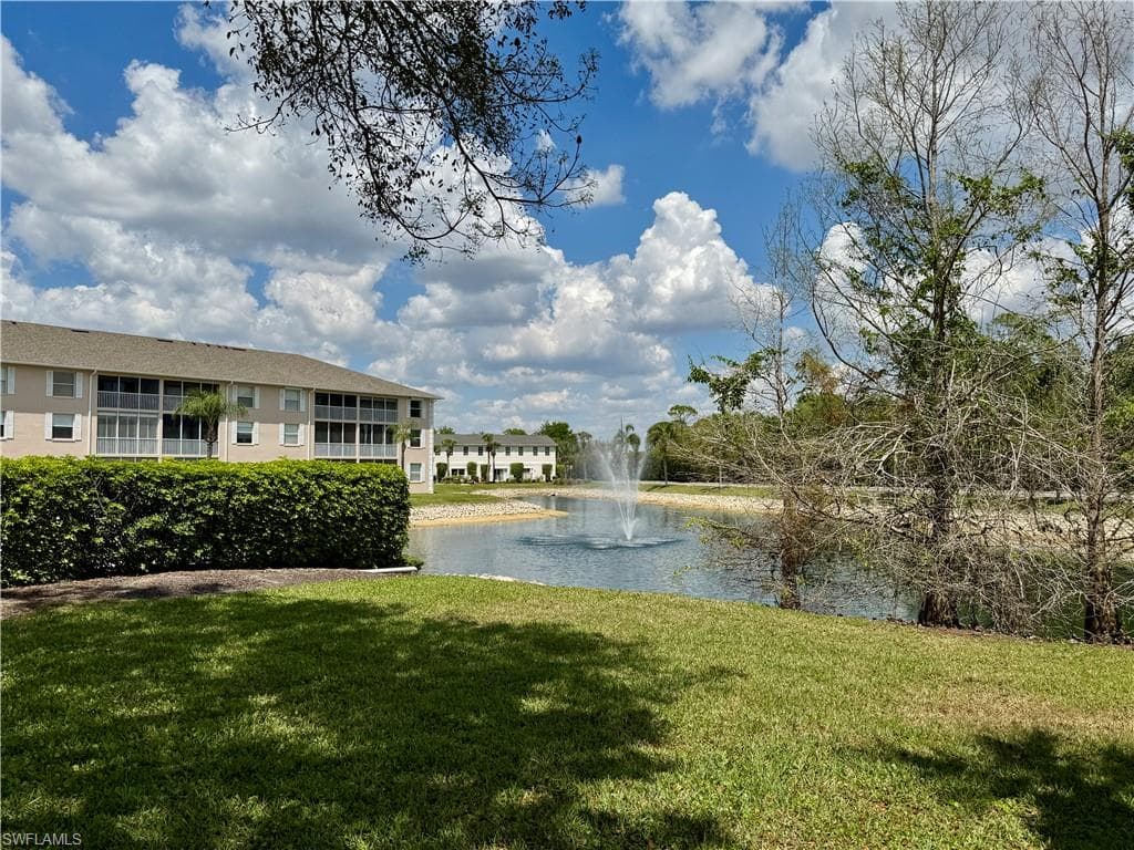 3255 Tamara DR # 16, NAPLES FL 34109-13