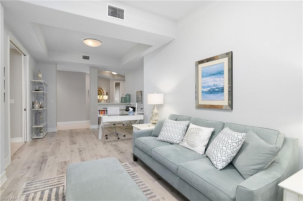 3099 Lancaster DR 7-701-11