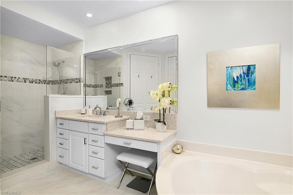 3099 Lancaster DR 7-701-13