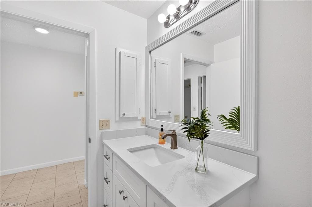 3916 SE 11TH PL # 503, CAPE CORAL FL 33904-18