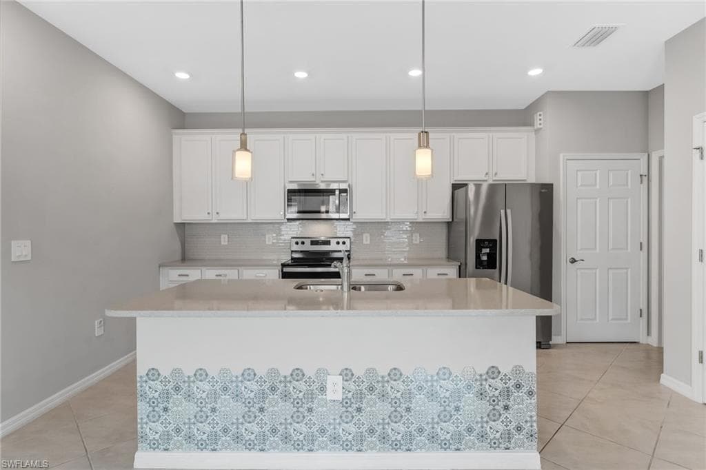 1141 S Town And River DR-11