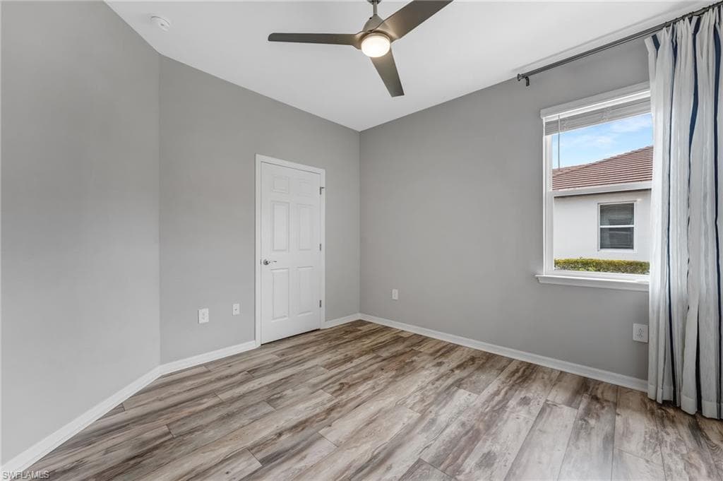 1141 S Town And River DR-31