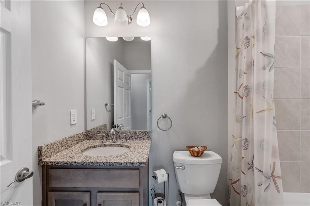 1141 S Town And River DR-32