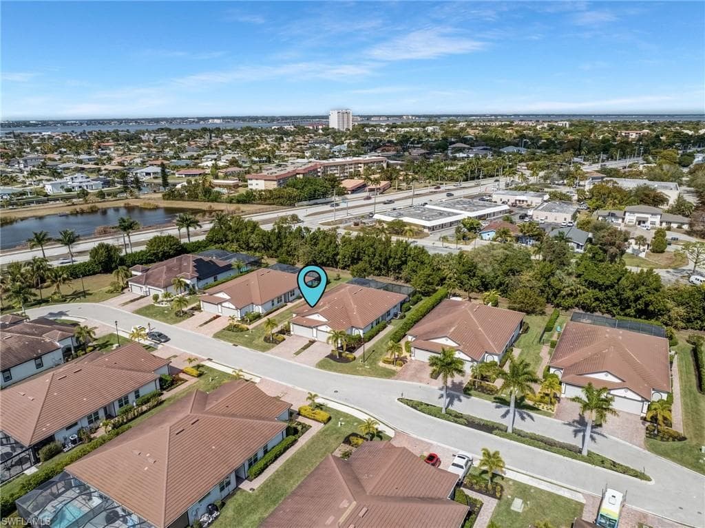 1141 S Town And River DR-36