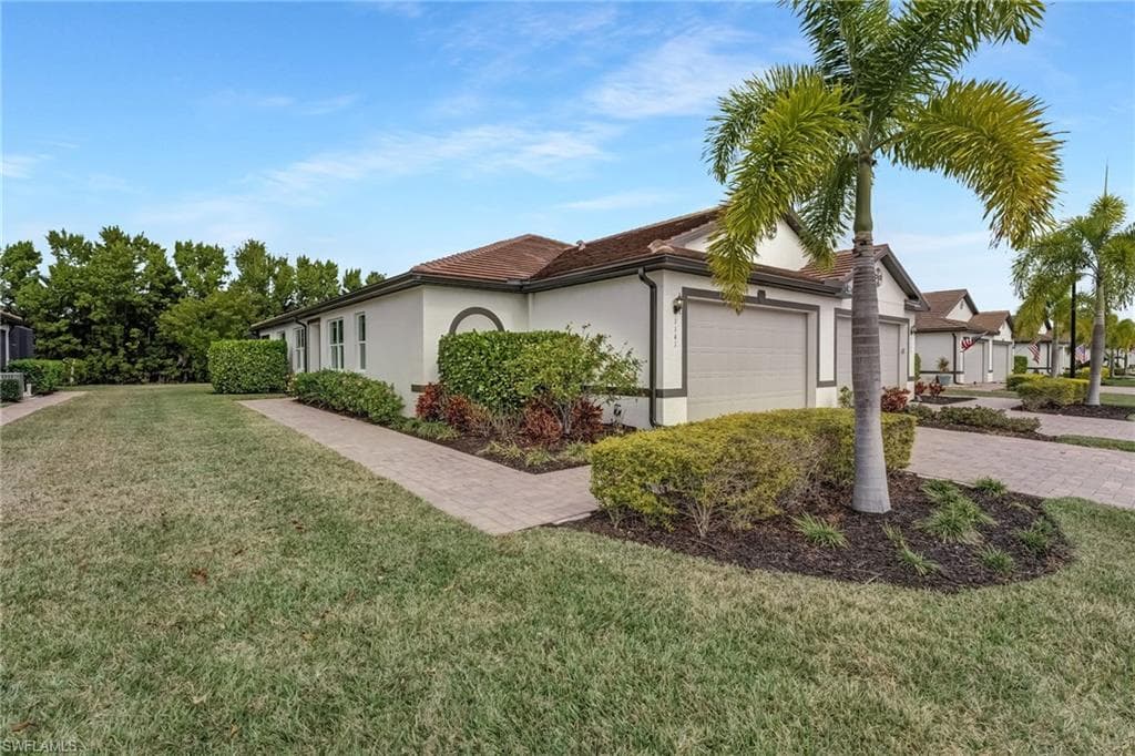 1141 S Town And River DR-34