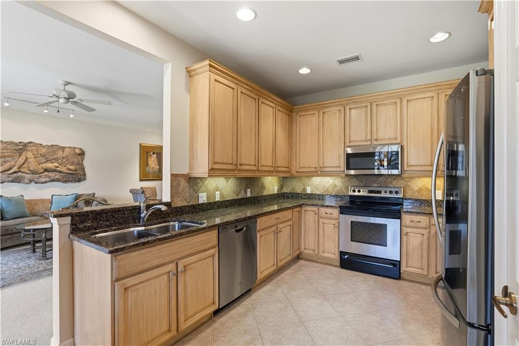 12200 Toscana WAY 102-4