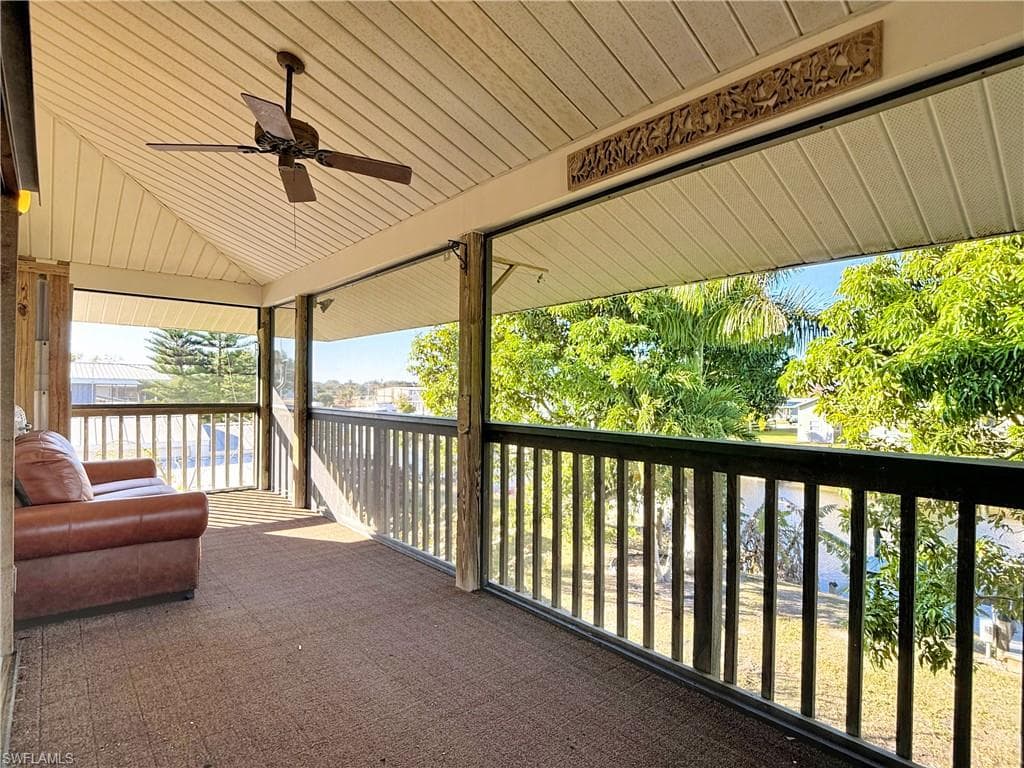 1071 Schooner LN, MOORE HAVEN FL 33471-21