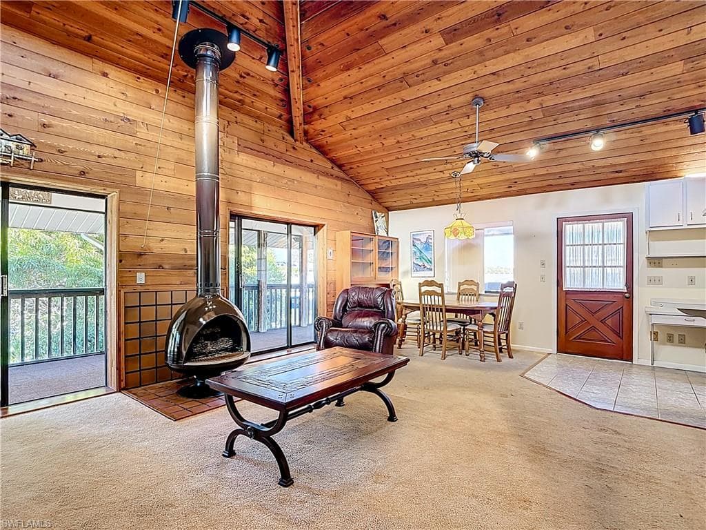 1071 Schooner LN, MOORE HAVEN FL 33471-6