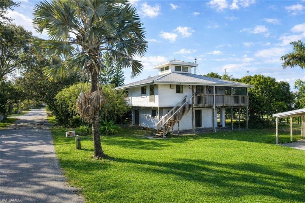 1071 Schooner LN, MOORE HAVEN FL 33471-2