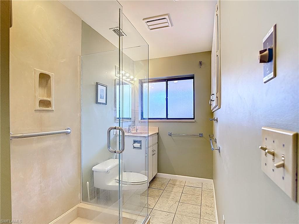 1071 Schooner LN, MOORE HAVEN FL 33471-19