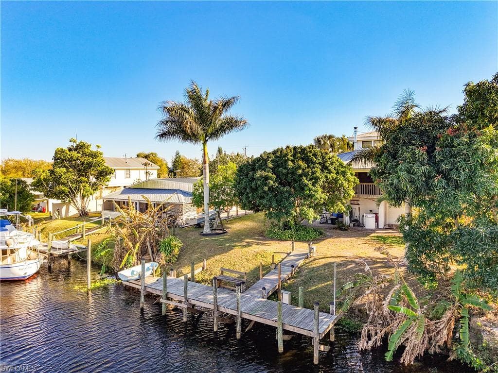 1071 Schooner LN, MOORE HAVEN FL 33471-33