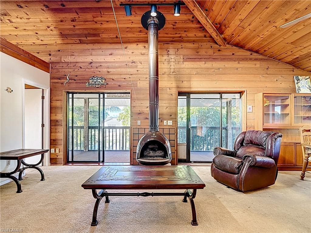 1071 Schooner LN, MOORE HAVEN FL 33471-7