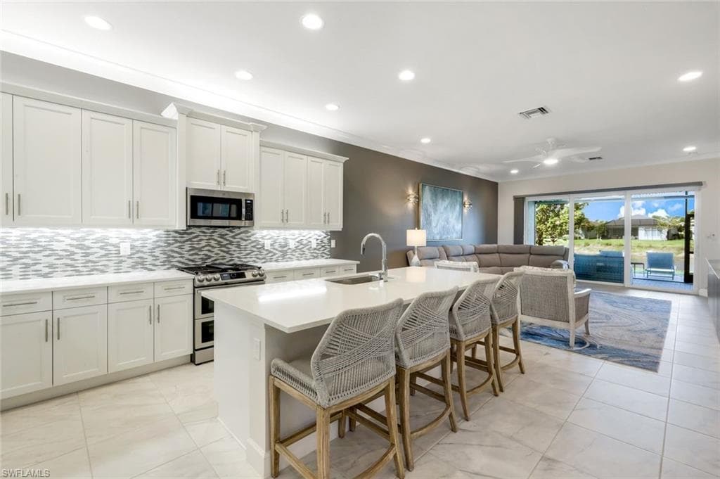 28440 Burano DR, BONITA SPRINGS FL 34135-5