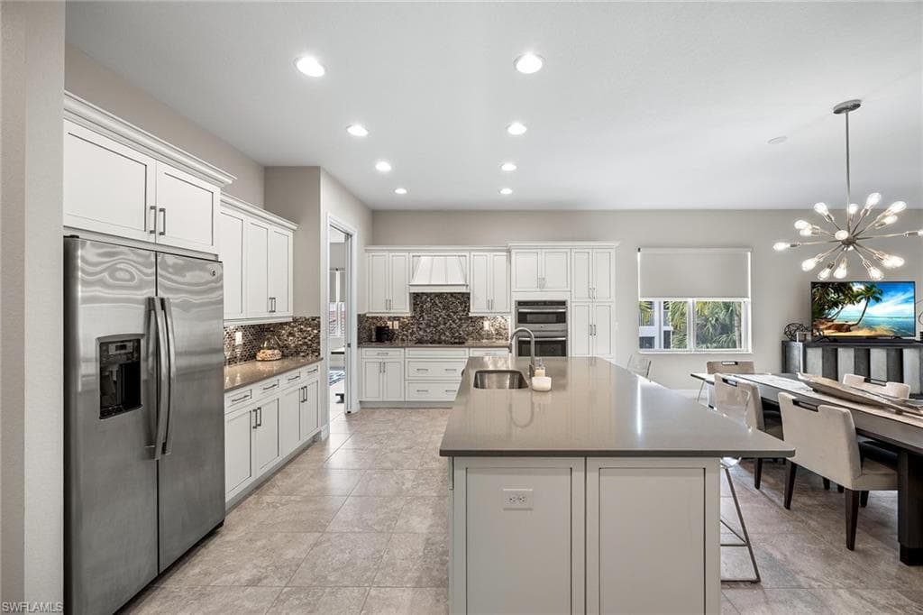 7825 Hawthorne DR 2103-7