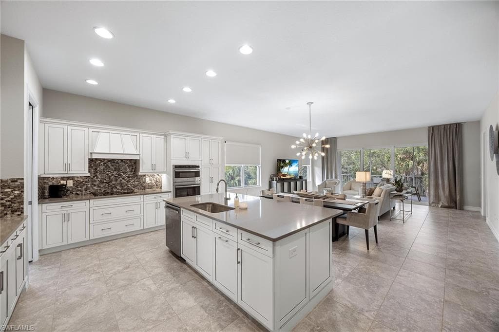 7825 Hawthorne DR 2103-3