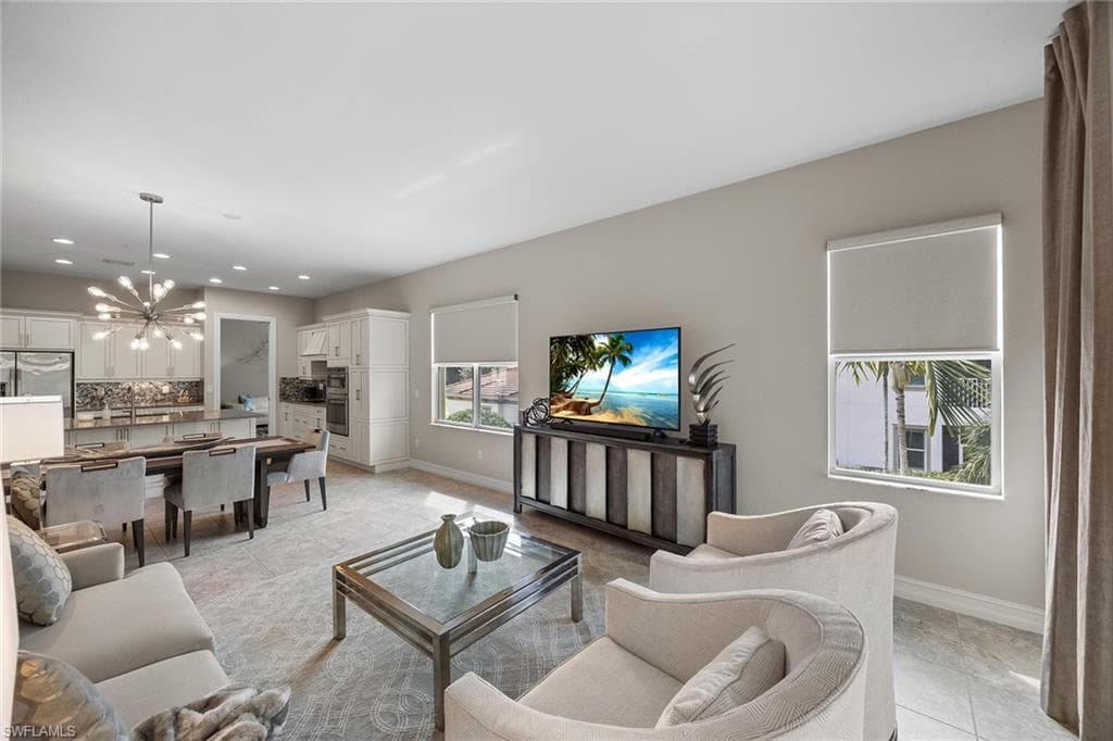 7825 Hawthorne DR 2103-10