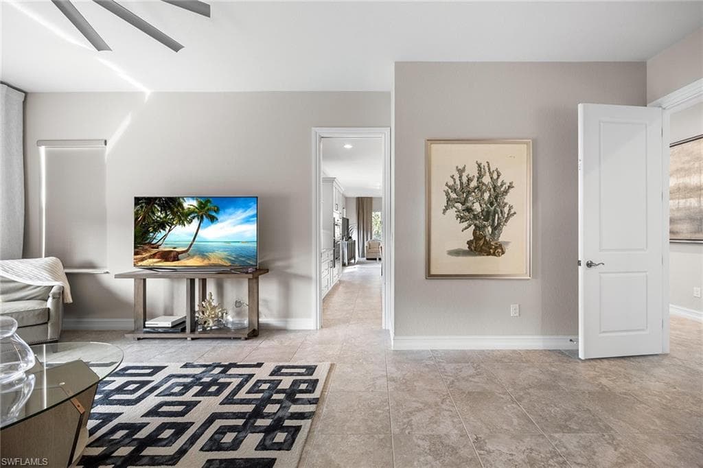 7825 Hawthorne DR 2103-21