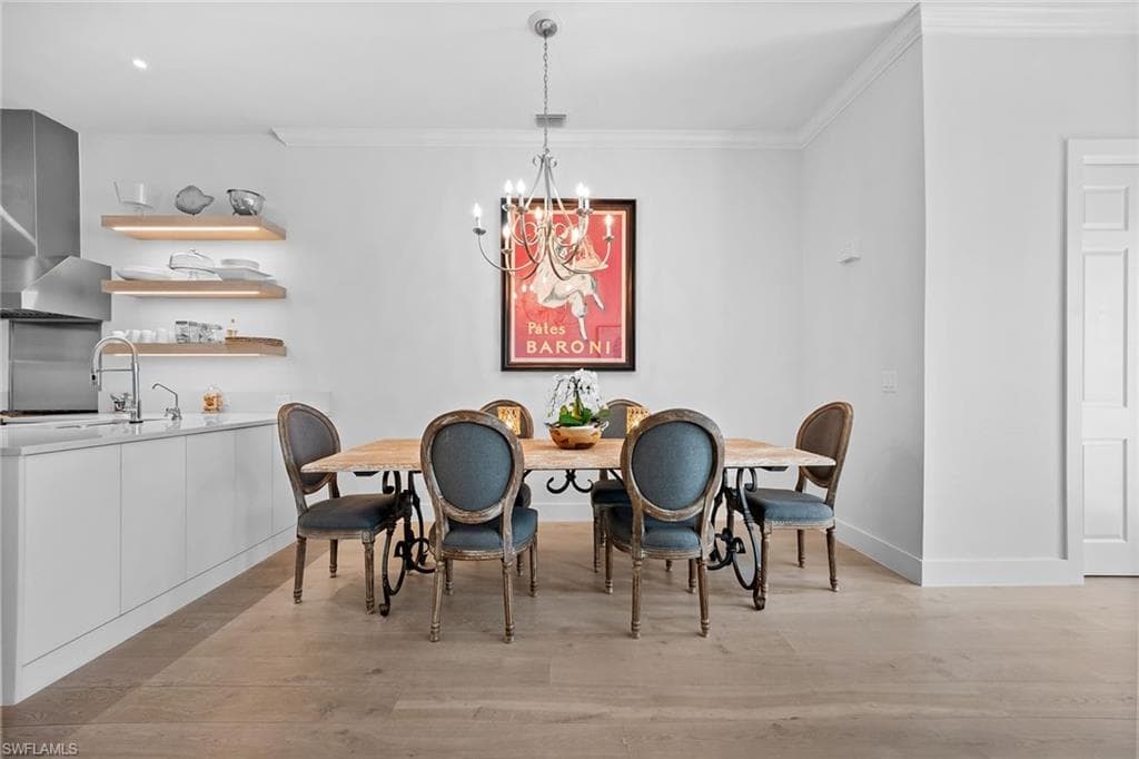 443 8th AVE S # 104, NAPLES FL 34102-8