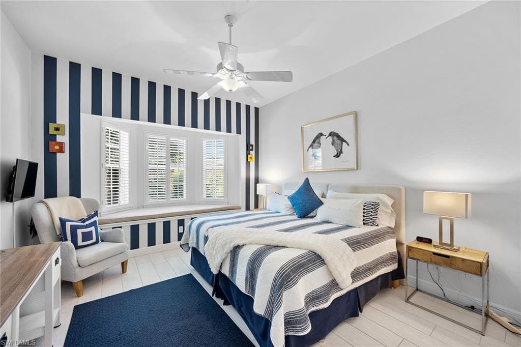 443 8th AVE S # 104, NAPLES FL 34102-30