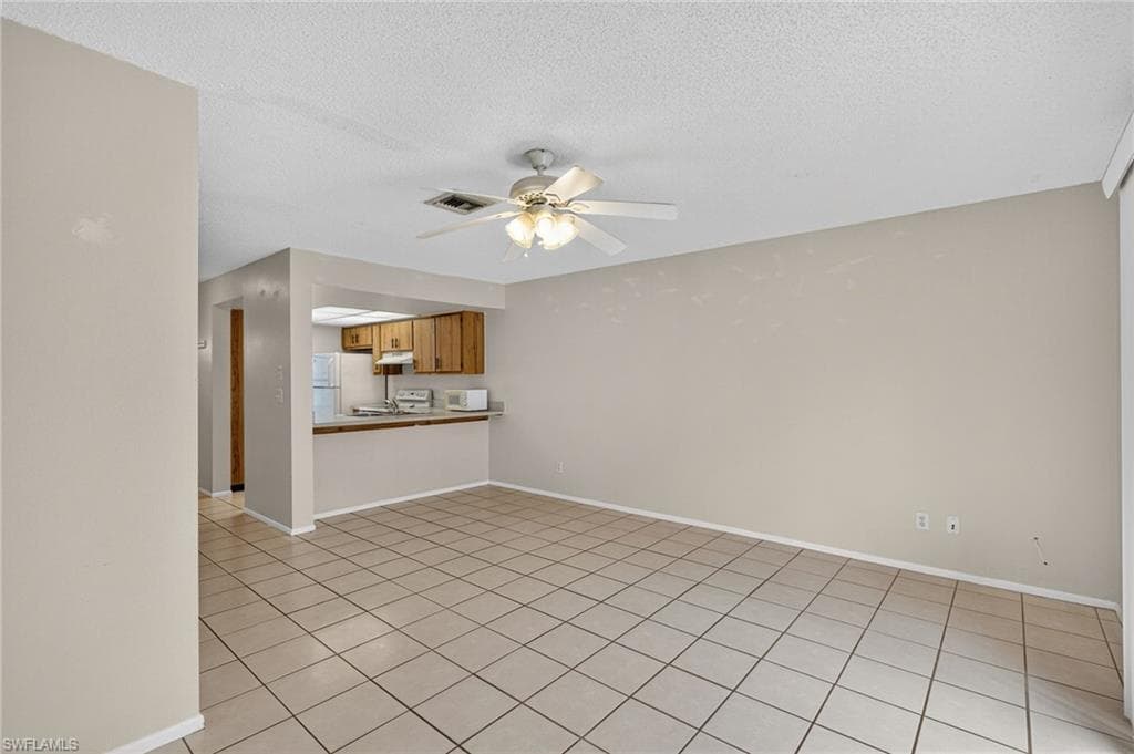 4641 SW Santa Barbara PL # 8, CAPE CORAL FL 33914-3