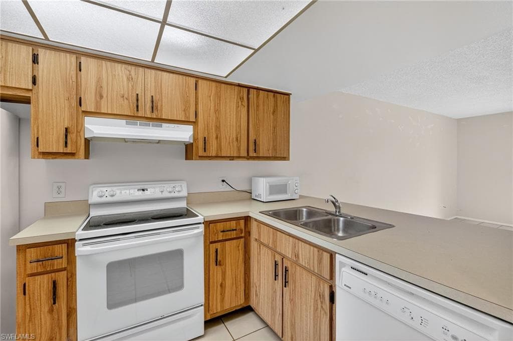 4641 SW Santa Barbara PL # 8, CAPE CORAL FL 33914-7