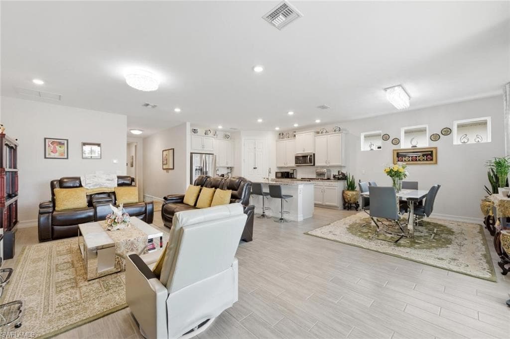 28076 SEASONS TIDE AVE, BONITA SPRINGS FL 34135-6