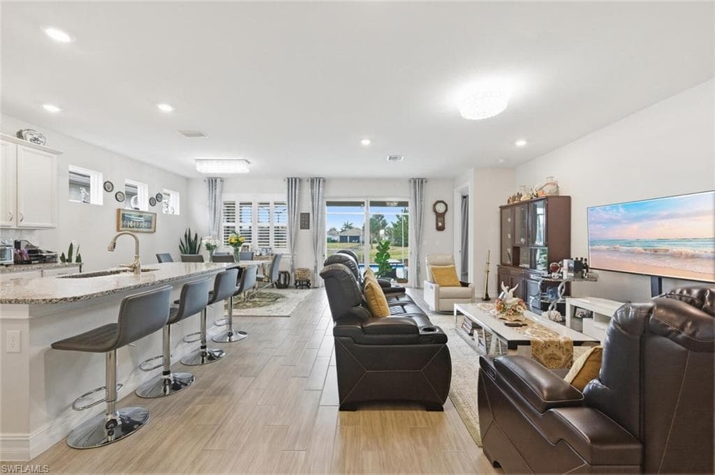 28076 SEASONS TIDE AVE, BONITA SPRINGS FL 34135-2