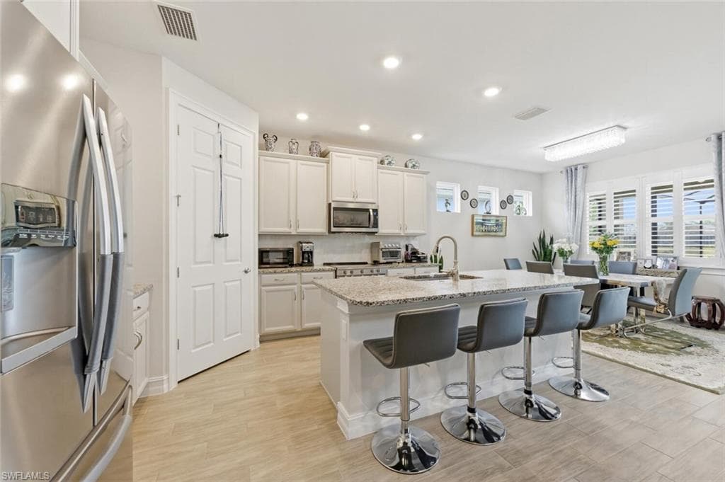 28076 SEASONS TIDE AVE, BONITA SPRINGS FL 34135-7