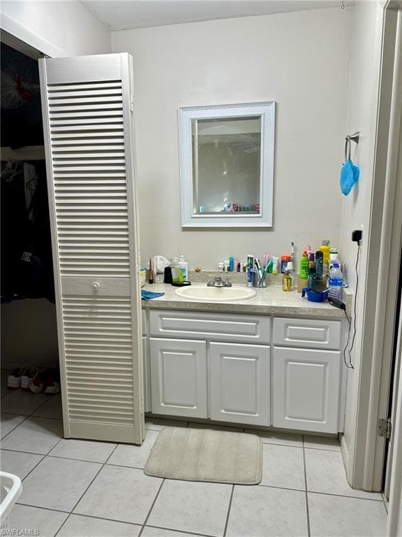 5917 Littlestone CT # 201, NORTH FORT MYERS FL 33903-12
