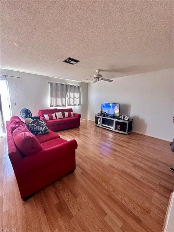 5917 Littlestone CT # 201, NORTH FORT MYERS FL 33903-8