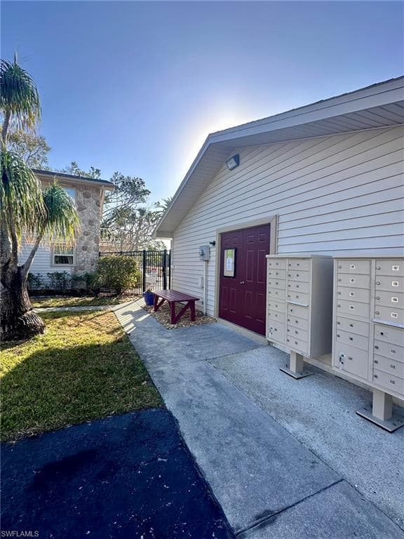 5917 Littlestone CT # 201, NORTH FORT MYERS FL 33903-29