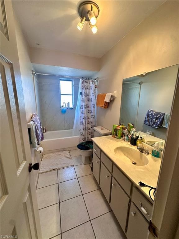 5917 Littlestone CT # 201, NORTH FORT MYERS FL 33903-17