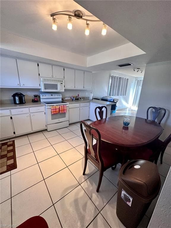 5917 Littlestone CT # 201, NORTH FORT MYERS FL 33903-3