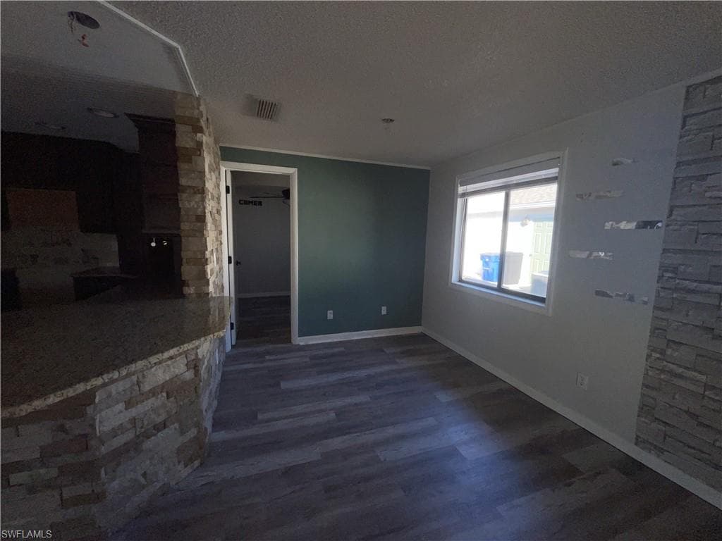 16264 Shadow Pine RD, NORTH FORT MYERS FL 33917-12