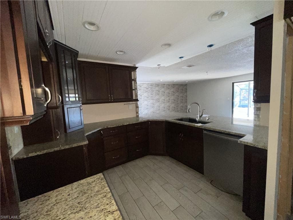 16264 Shadow Pine RD, NORTH FORT MYERS FL 33917-6