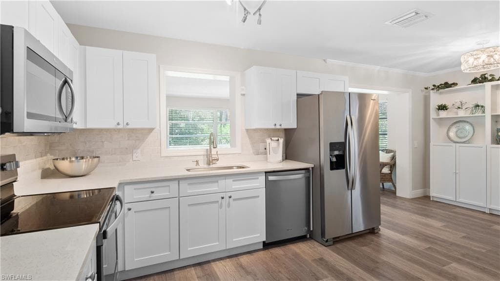 1051 Cypress Woods DR, NAPLES FL 34103-4