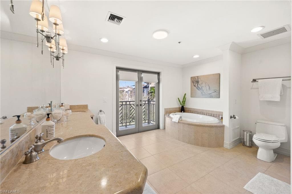 380 10TH ST S 202-28