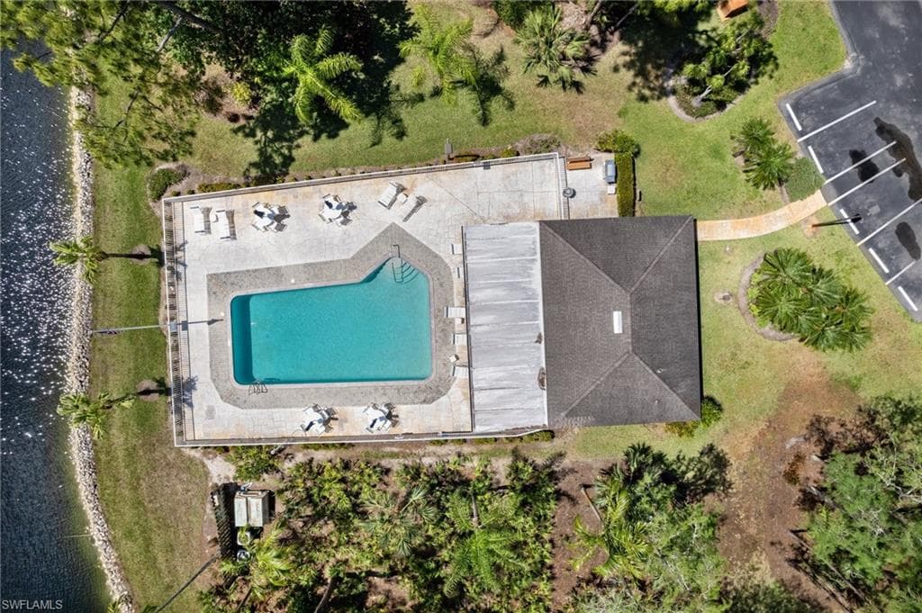 5700 Woodmere Lake CIR # E201, NAPLES FL 34112-19