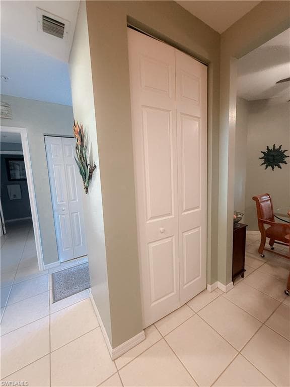 1137 Van Loon Commons CIR 202-6