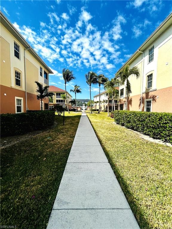 1137 Van Loon Commons CIR 202-33