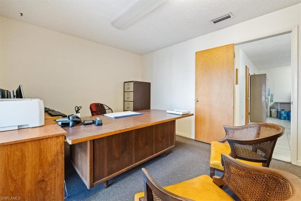 401 S W C Owen AVE-42