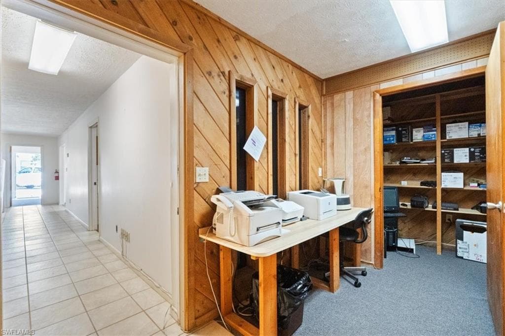 401 S W C Owen AVE-12