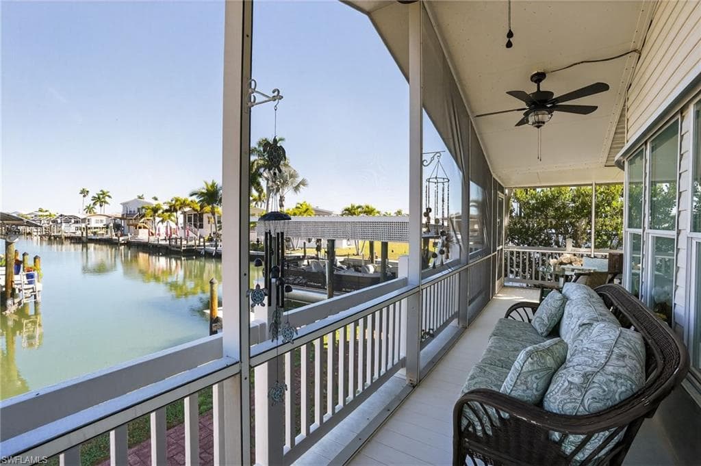 1595 Main ST-22