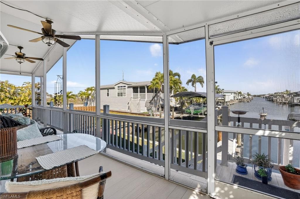 1595 Main ST-20